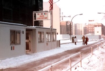 Berlin, Checkpoint Charlie, 1984