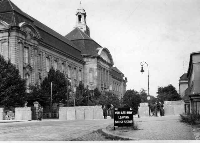 Berlin Wall (6)